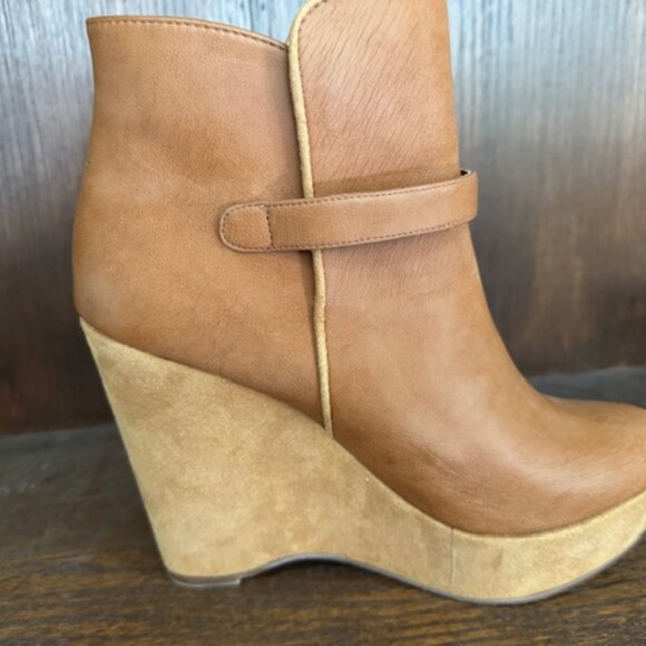 Stella McCartney Tan Wedge Booties - Picture 4 of 5